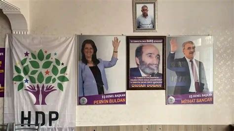 HDP İzmir İl Eş Başkanları gözaltına alındı